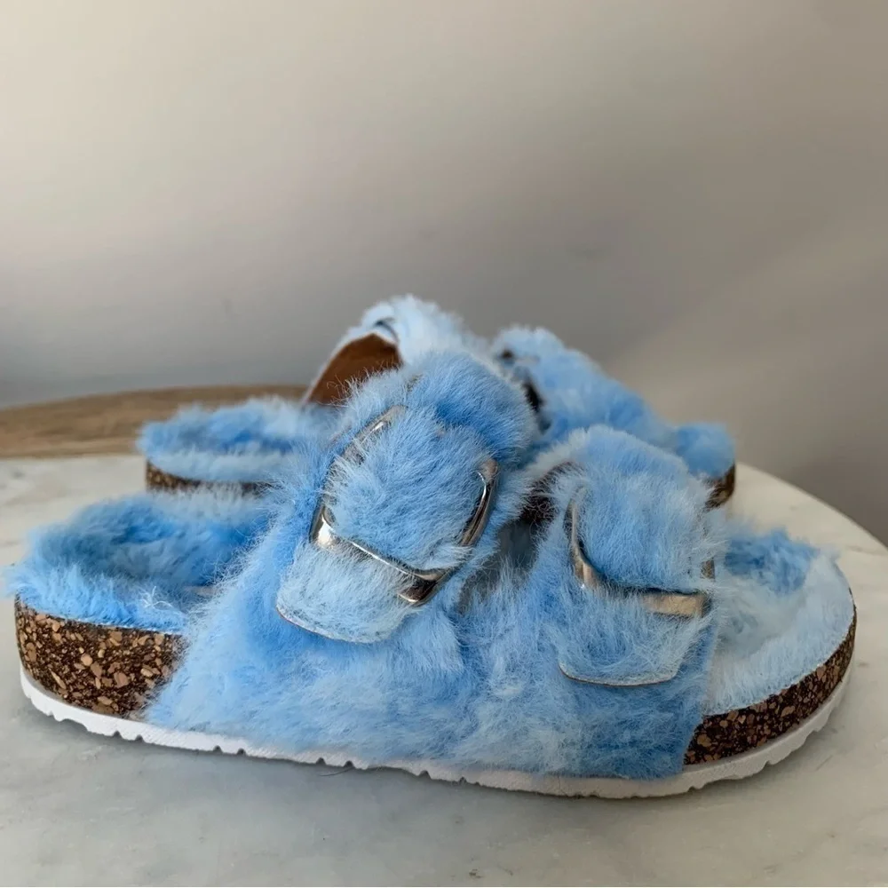 Tahari Fuzzy Blue Sandals Girls 11